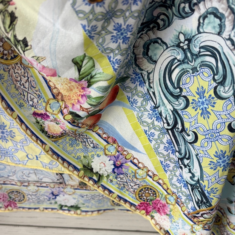 Camilla Multicolor Floral and Baroque Print wrap - Picture 4 of 11